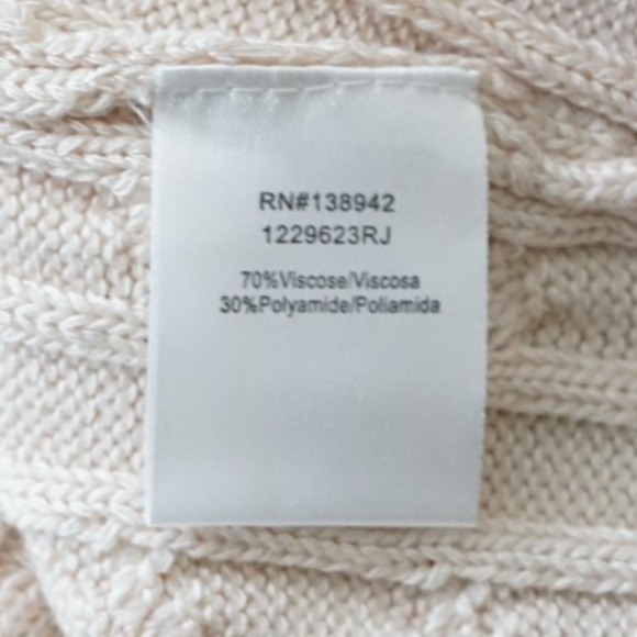 NWT On 12th Ivory Cable Knit Sweater Vest Size Large Sleeveless ~ Young - Picture 5 of 5